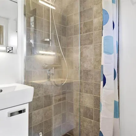 6605 - Markvejen 49 * אלינגה