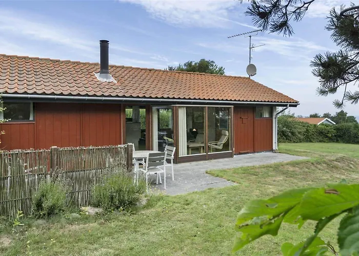 6605 - Markvejen 49 * Allinge-Sandvig